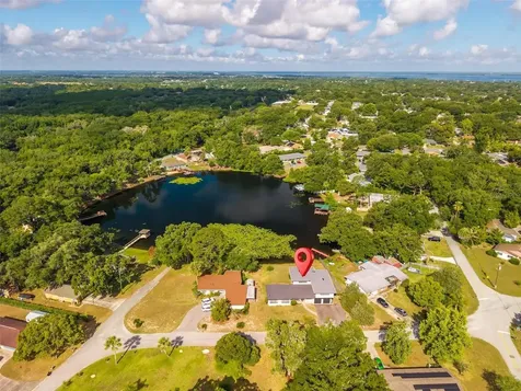 710 Twin Oaks Lane Eustis FL 32726