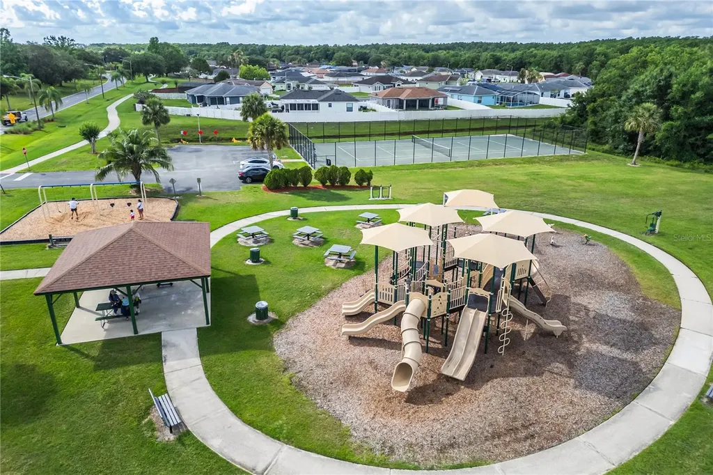 2437 Hybrid Drive Kissimmee FL 34758