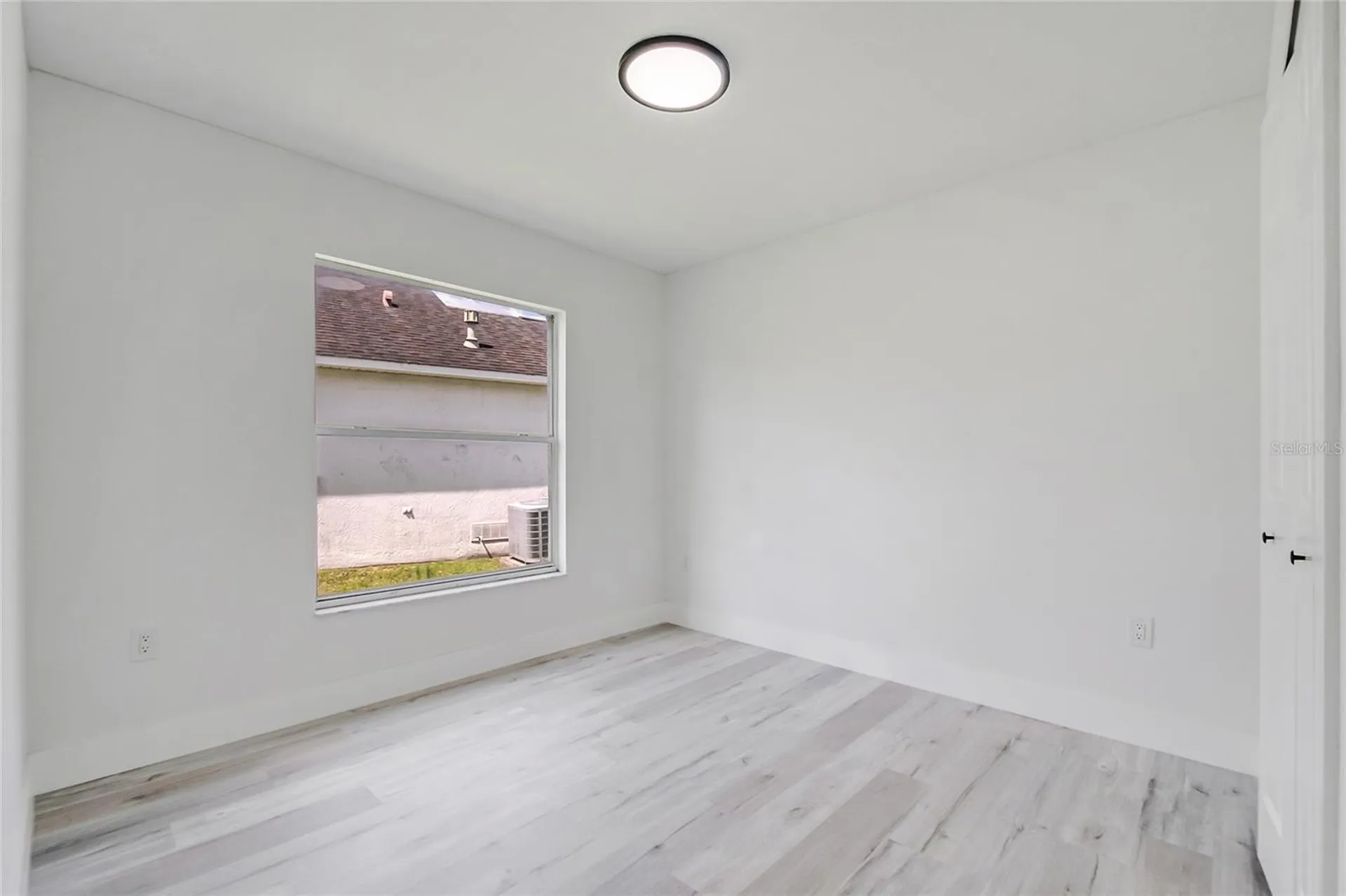 2437 Hybrid Drive Kissimmee FL 34758