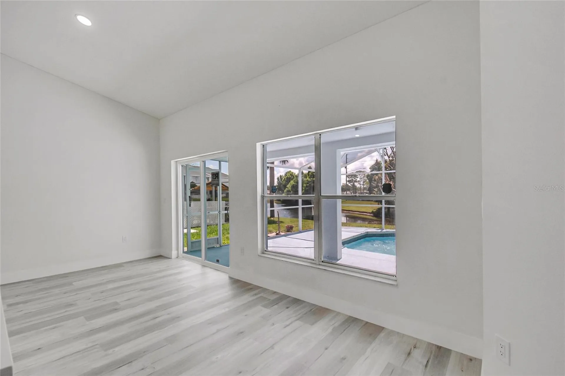 2437 Hybrid Drive Kissimmee FL 34758