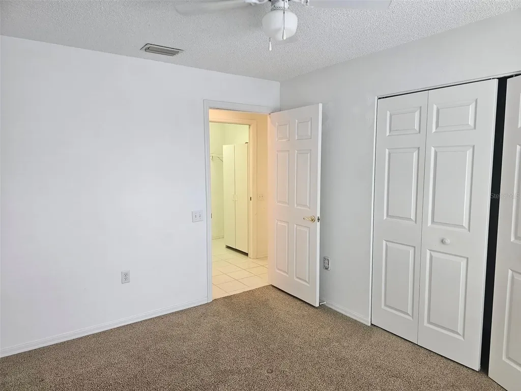 4202 Caddie Drive E Bradenton FL 34203