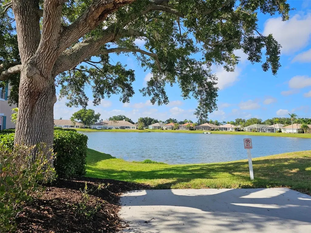 4202 Caddie Drive E Bradenton FL 34203
