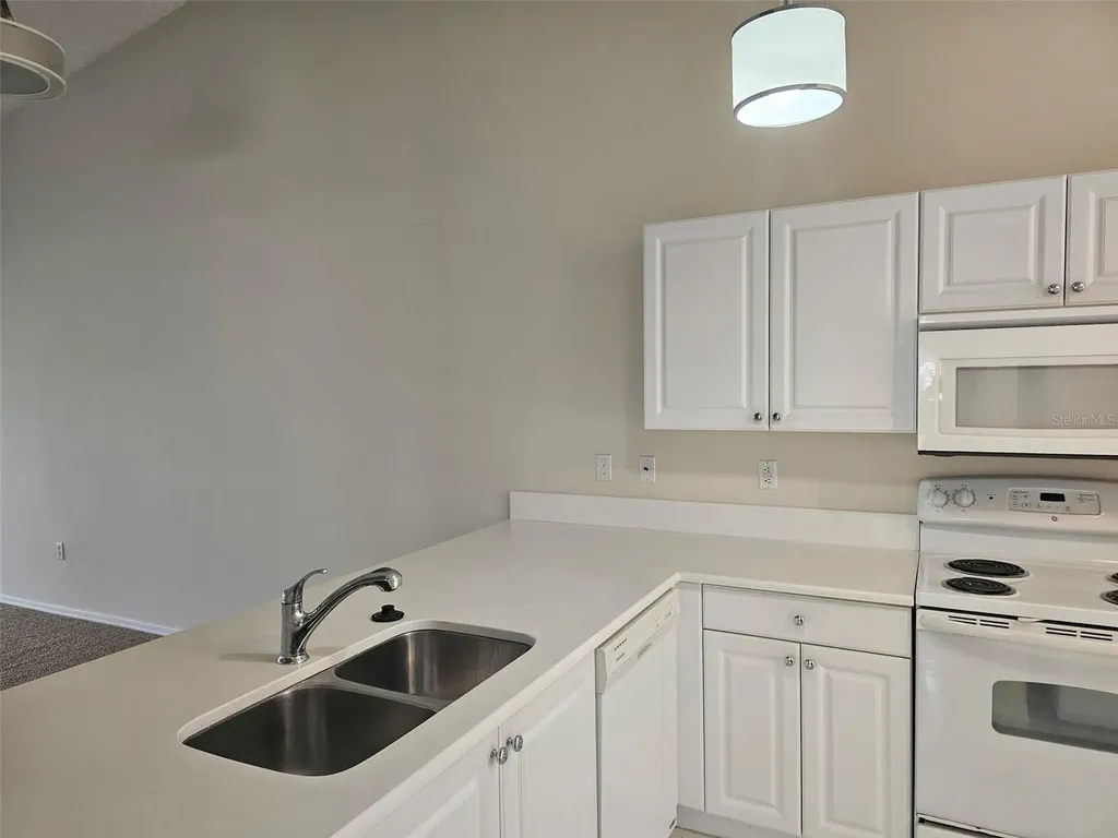 4202 Caddie Drive E Bradenton FL 34203