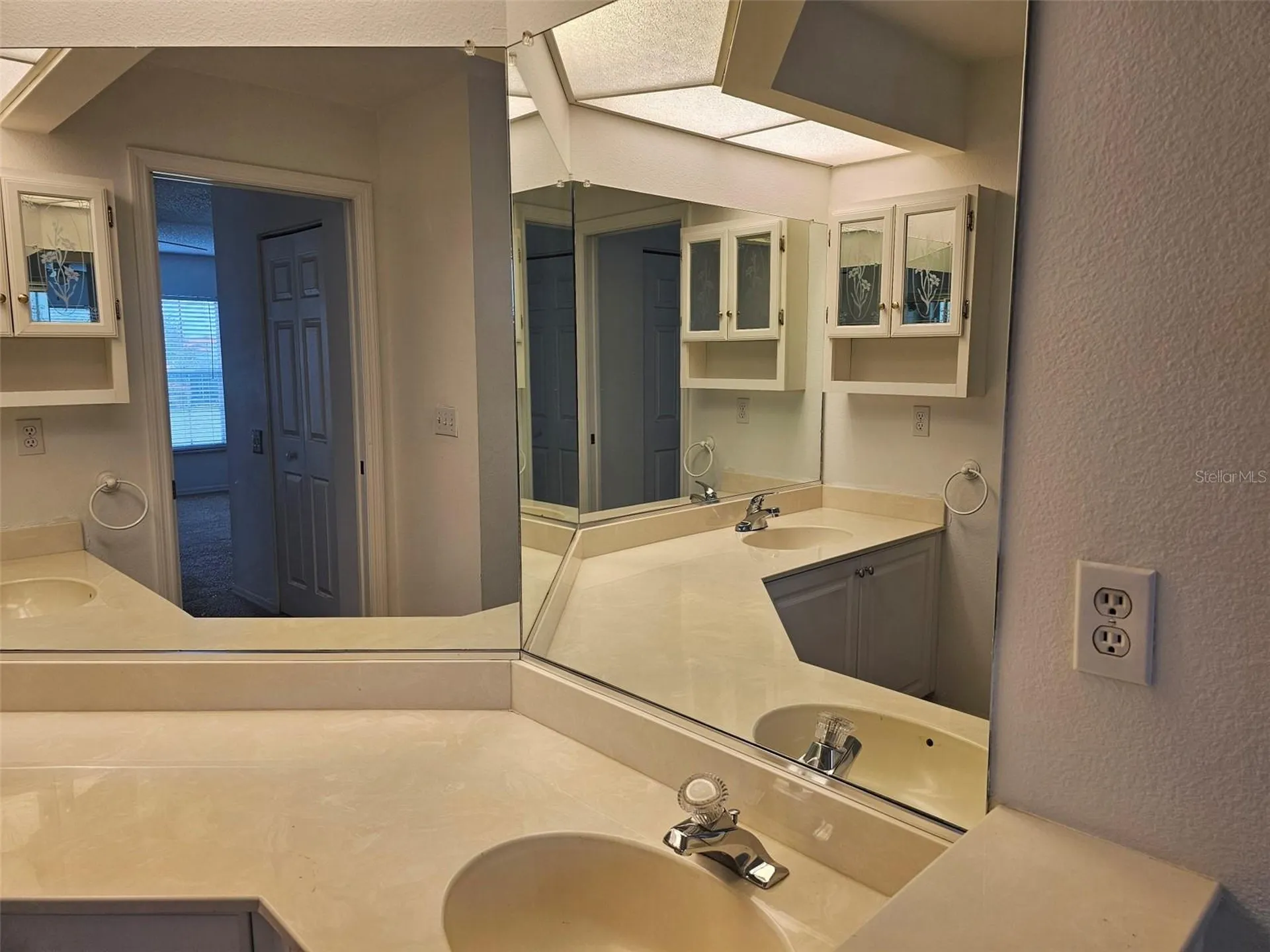 4202 Caddie Drive E Bradenton FL 34203