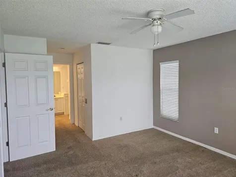 4202 Caddie Drive E Bradenton FL 34203