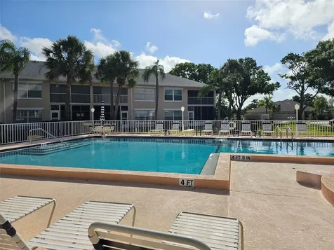 4202 Caddie Drive E Bradenton FL 34203