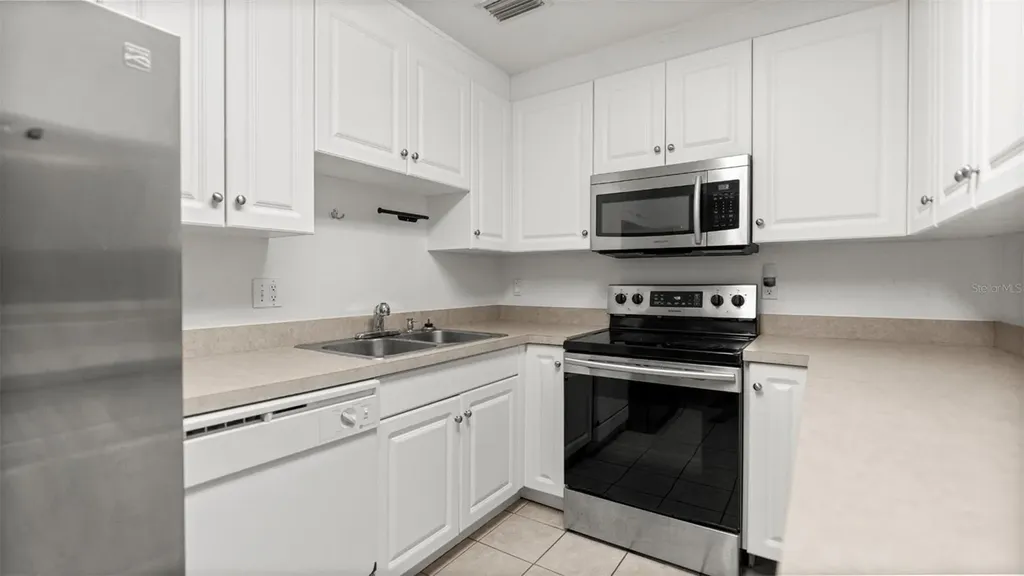 501 SW 75th Street Gainesville FL 32607