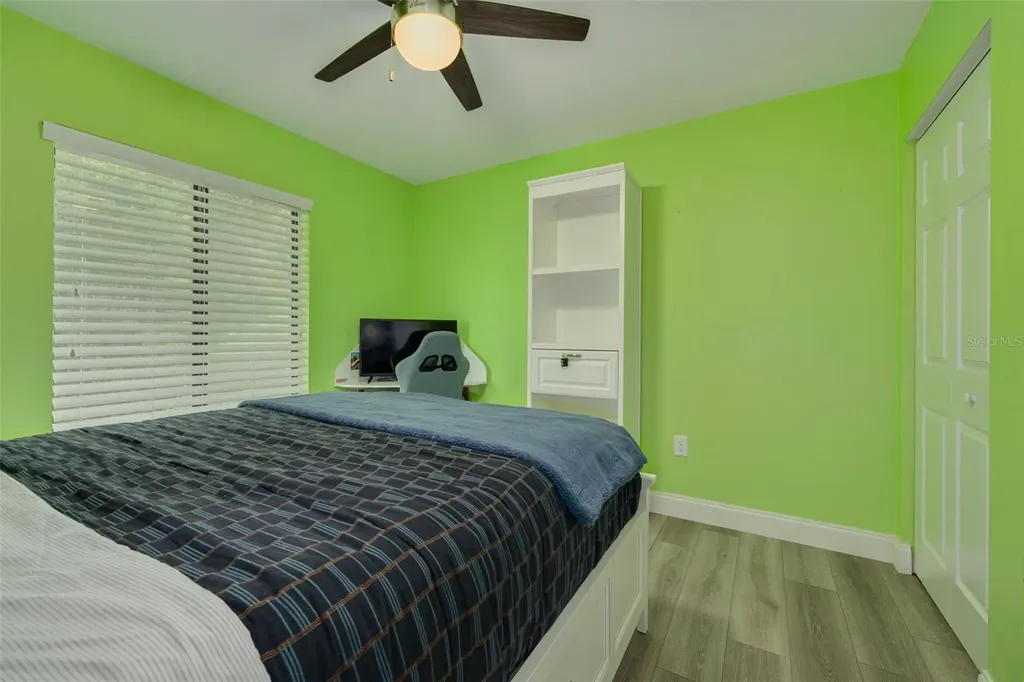 1326 Pine Ridge Circle E Tarpon Springs FL 34688