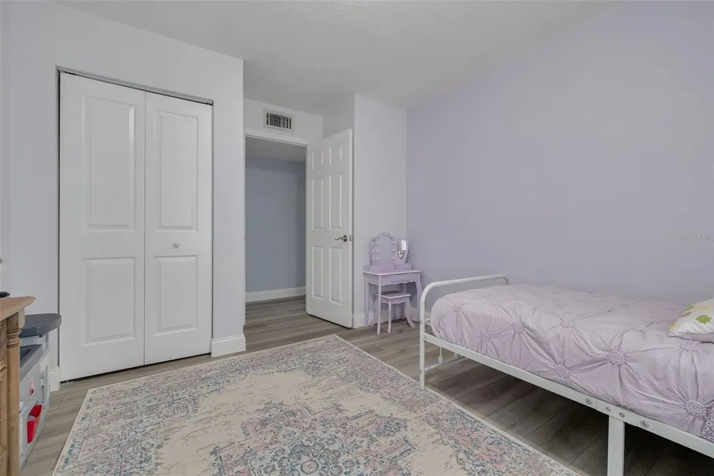 1326 Pine Ridge Circle E Tarpon Springs FL 34688