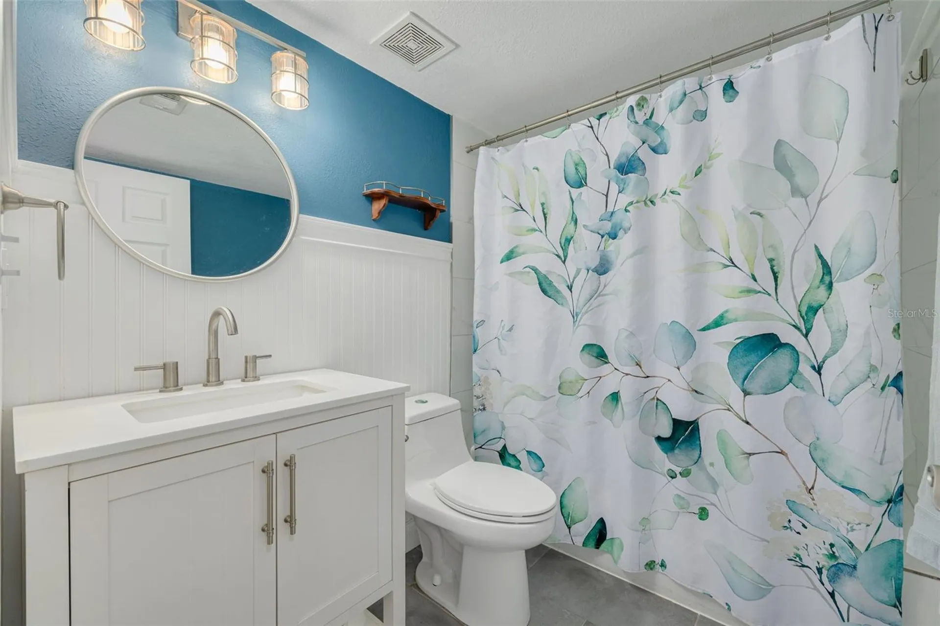 1326 Pine Ridge Circle E Tarpon Springs FL 34688