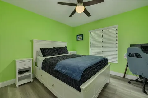 1326 Pine Ridge Circle E Tarpon Springs FL 34688