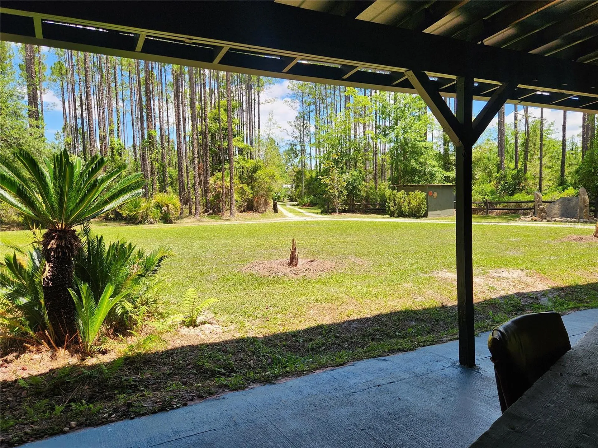 681 S County Road 315 Interlachen FL 32148