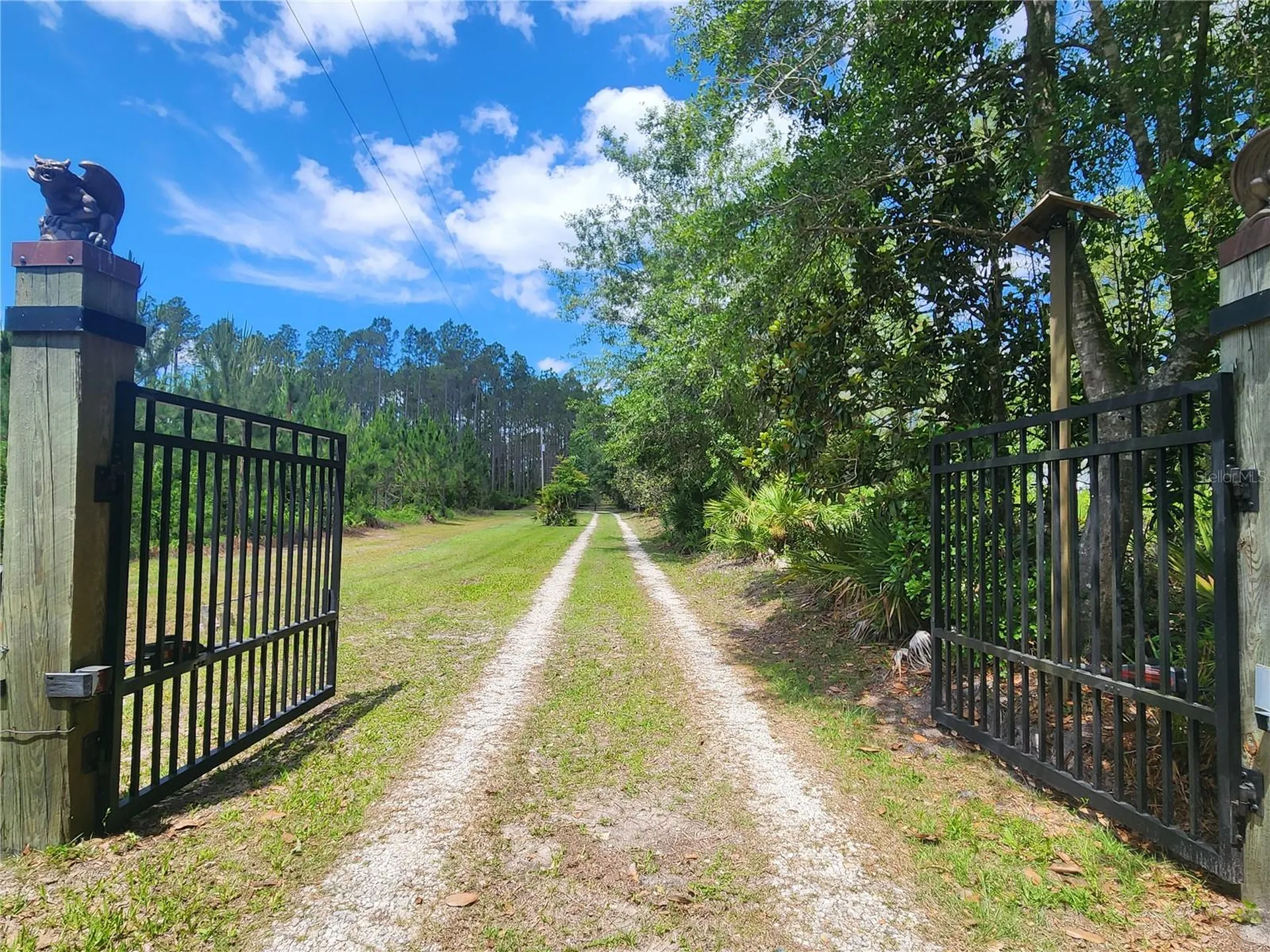 681 S County Road 315 Interlachen FL 32148