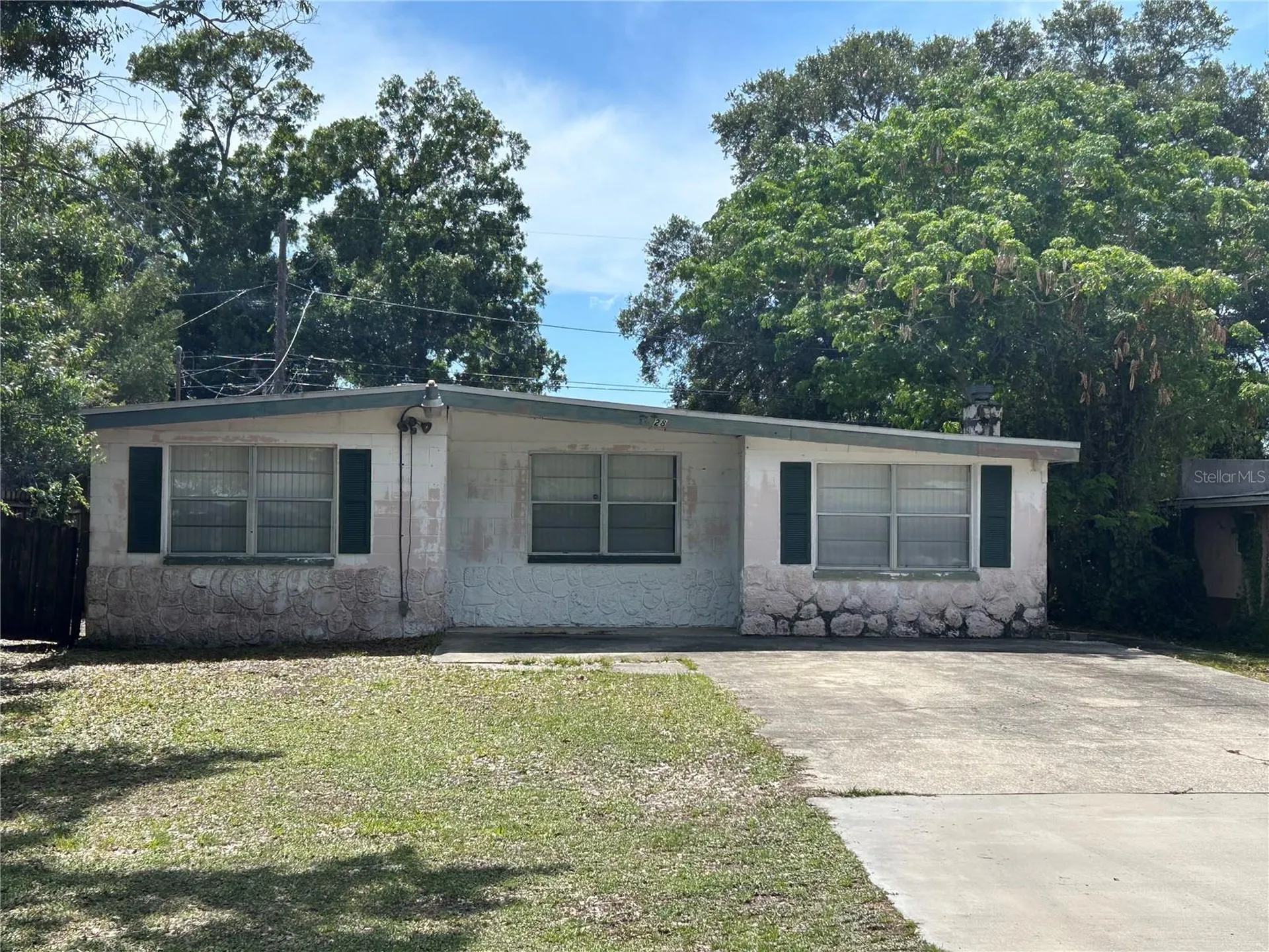 6328 30th Way N St Petersburg FL 33702