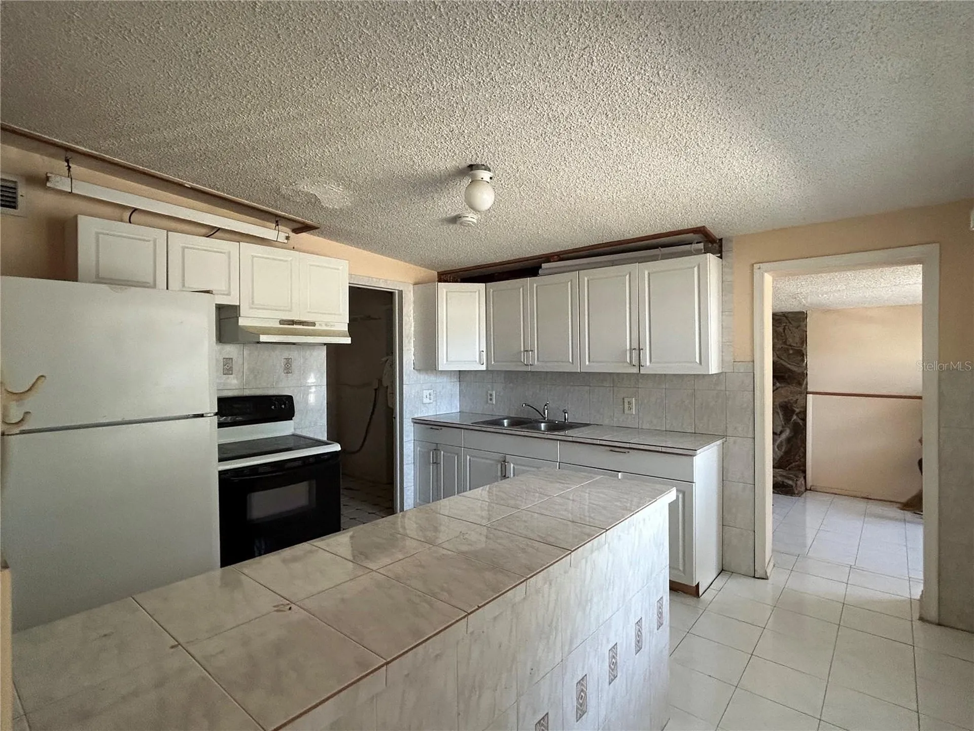 6328 30th Way N St Petersburg FL 33702