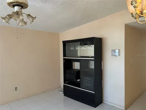 6328 30th Way N St Petersburg FL 33702