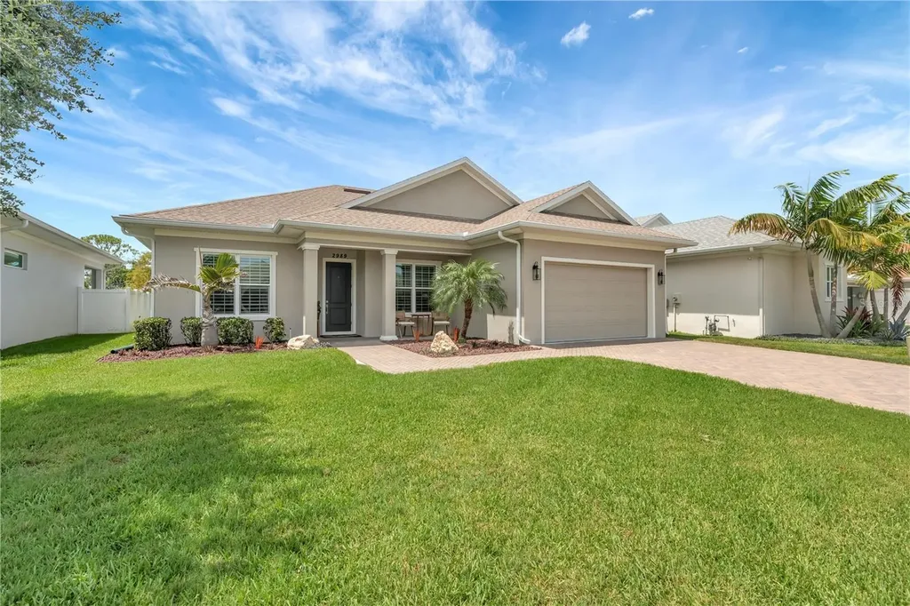 2989 Breezy Meadows Drive Clearwater FL 33760