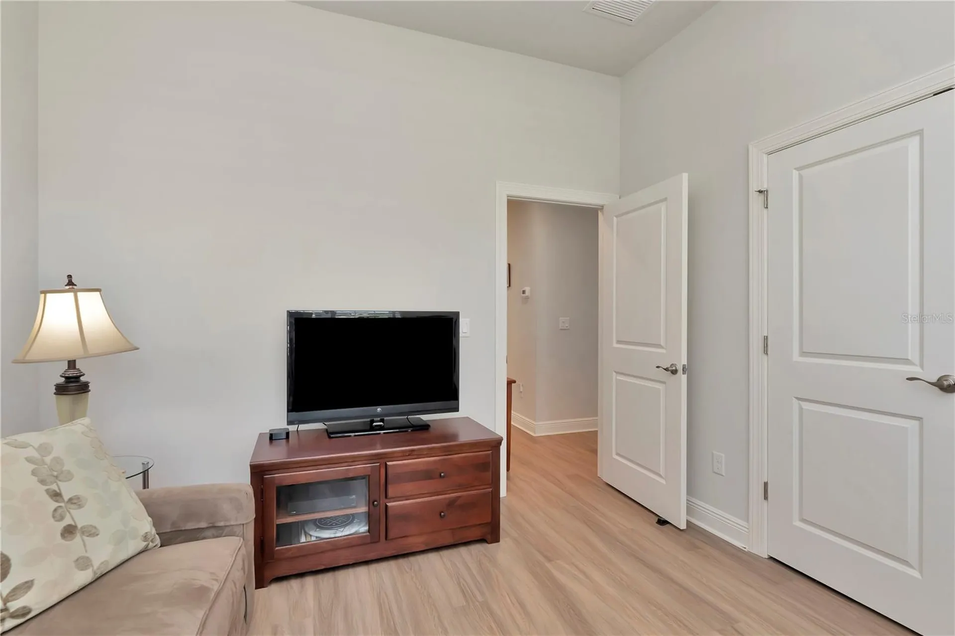 2989 Breezy Meadows Drive Clearwater FL 33760
