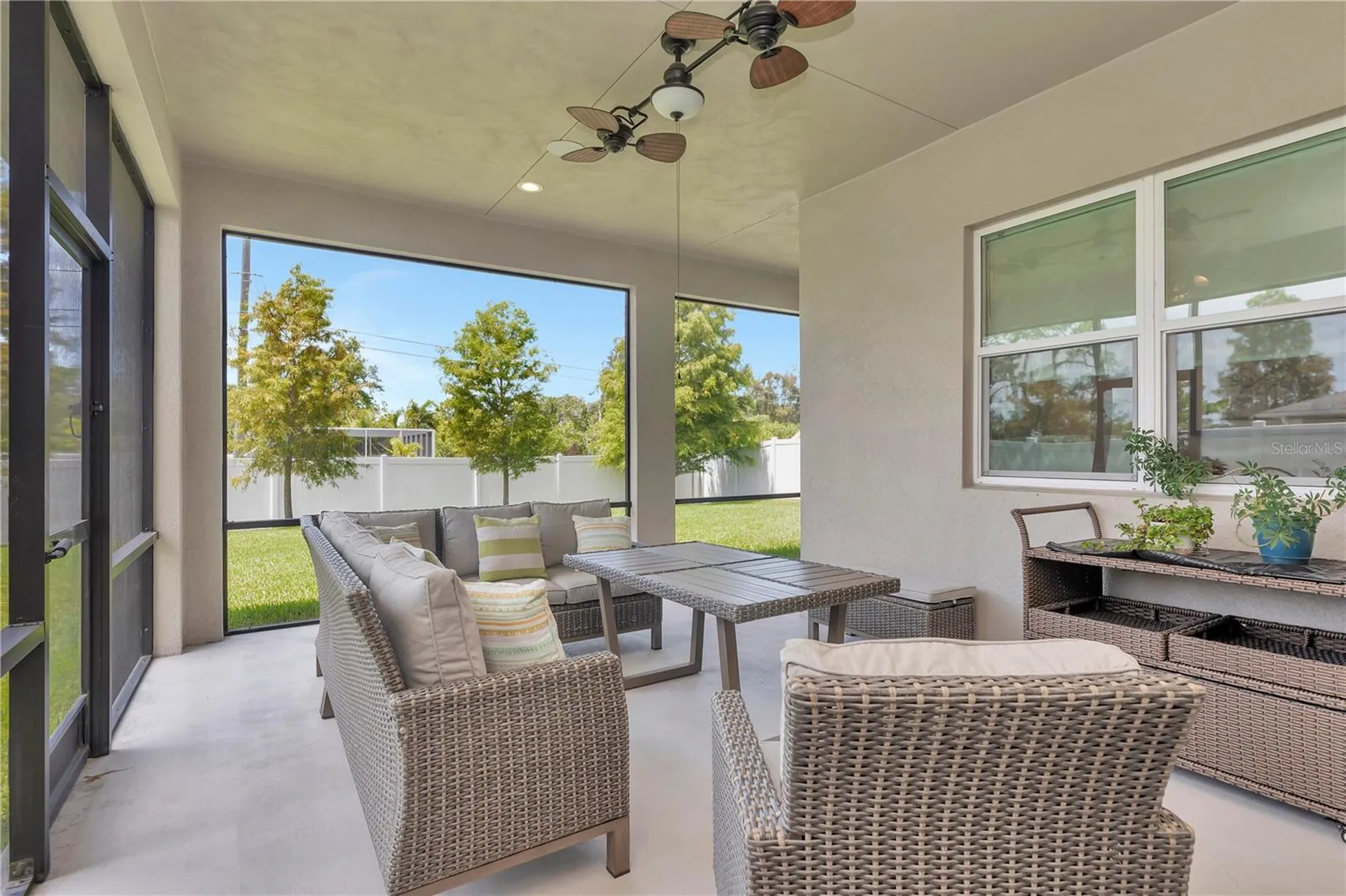 2989 Breezy Meadows Drive Clearwater FL 33760