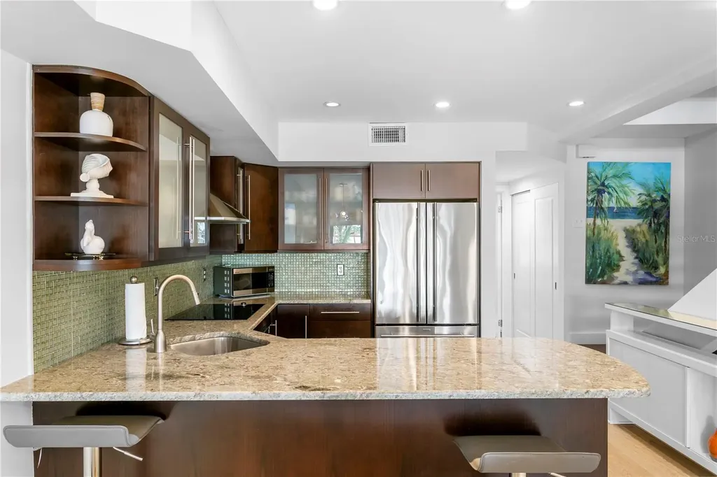 360 Pinellas Bayway S St Petersburg FL 33715