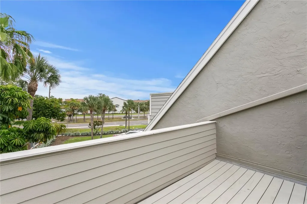 360 Pinellas Bayway S St Petersburg FL 33715