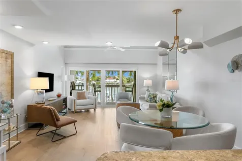 360 Pinellas Bayway S St Petersburg FL 33715