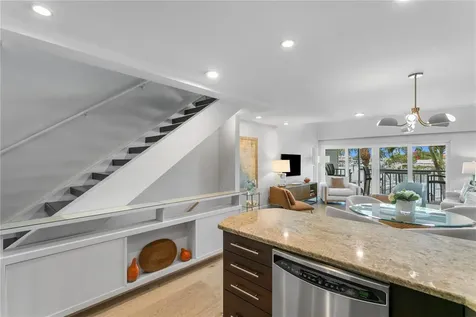 360 Pinellas Bayway S St Petersburg FL 33715