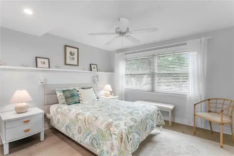 360 Pinellas Bayway S St Petersburg FL 33715