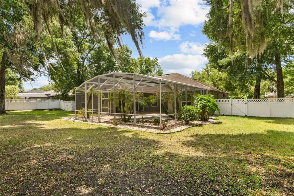 433 Chinahill Court Apopka FL 32712