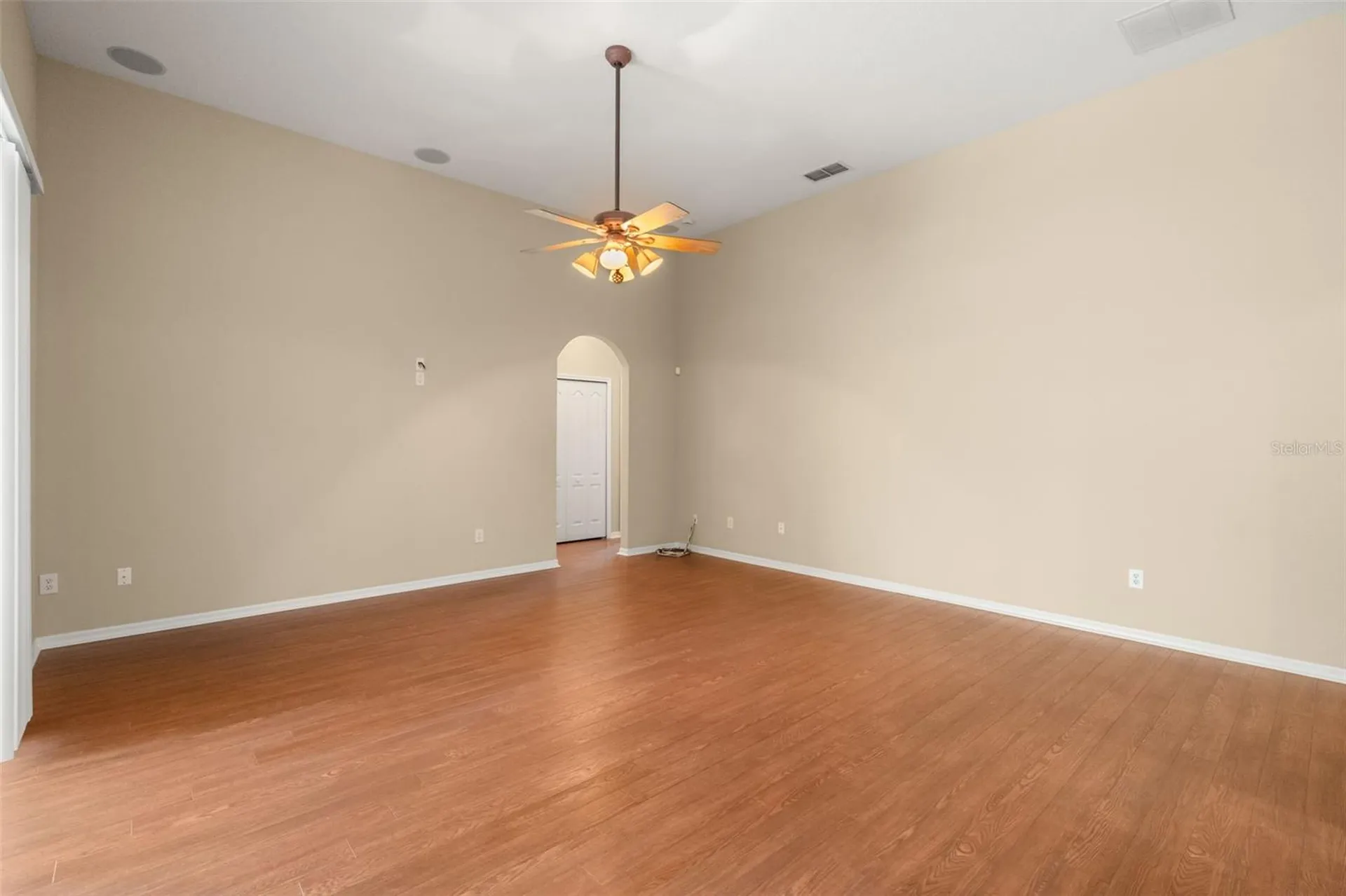 433 Chinahill Court Apopka FL 32712