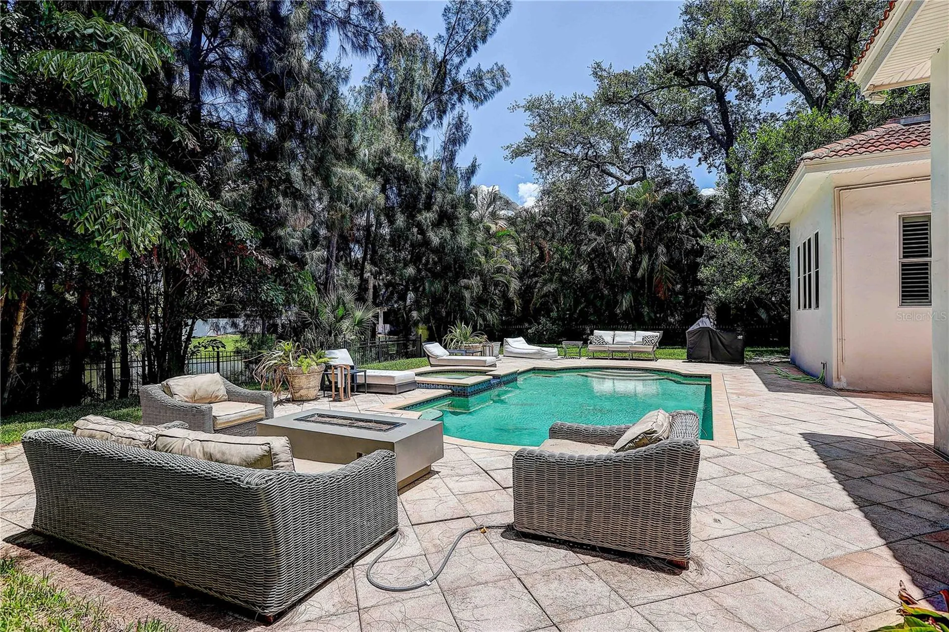 4621 W San Jose Street Tampa FL 33629