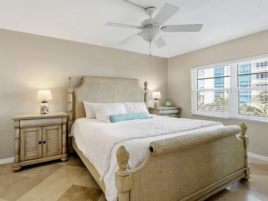 800 Benjamin Franklin Drive Sarasota FL 34236