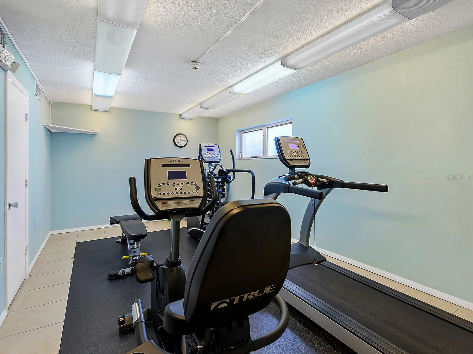 800 Benjamin Franklin Drive Sarasota FL 34236