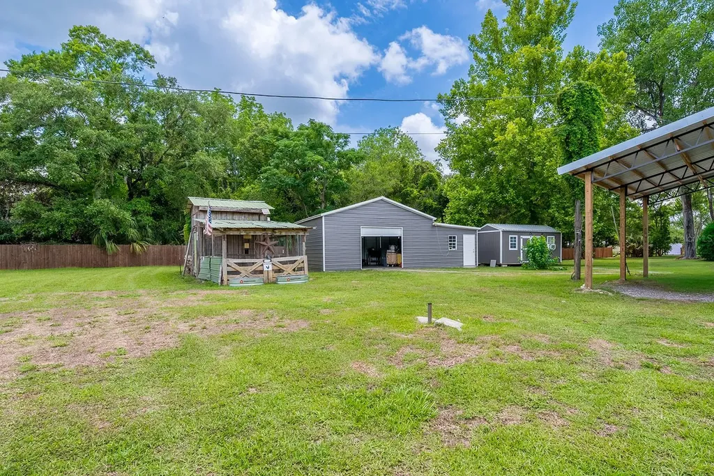 815 SW 10th Street Cross City FL 32628
