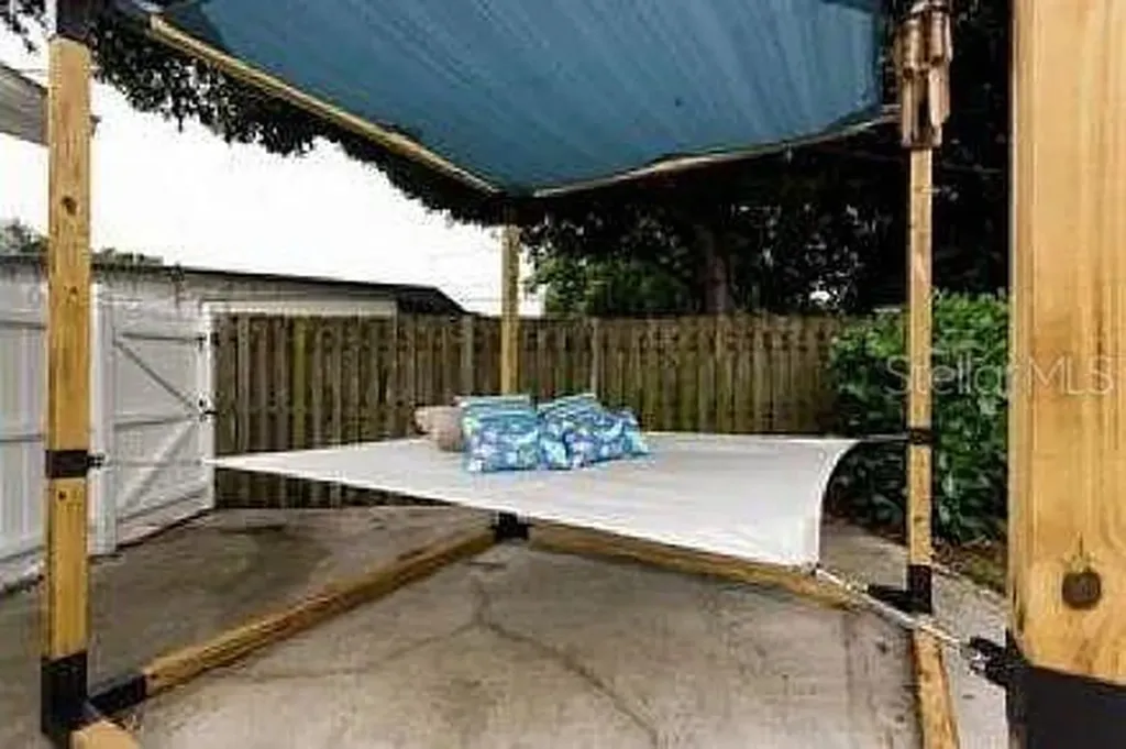 210 57th Street W Bradenton FL 34209
