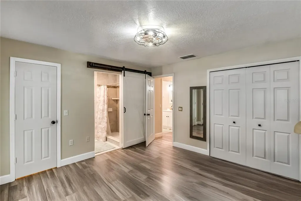 40140 Palm Street Lady Lake FL 32159