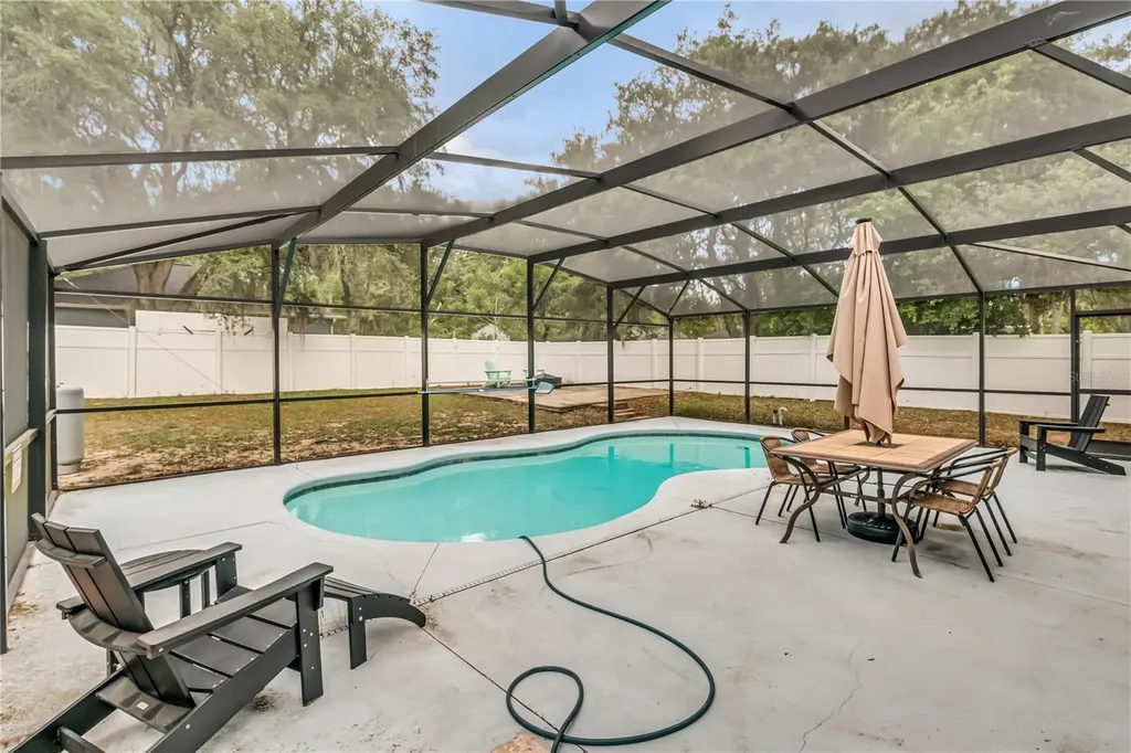40140 Palm Street Lady Lake FL 32159