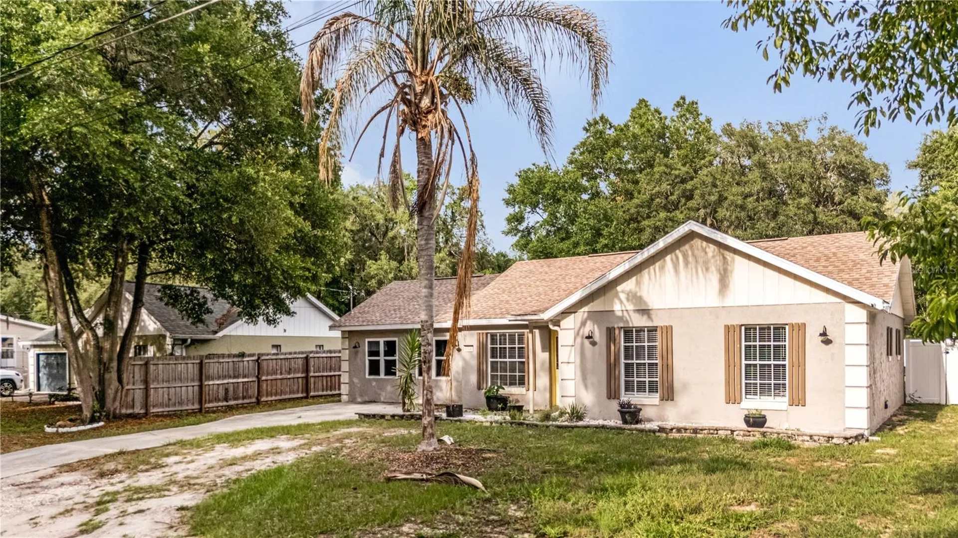 40140 Palm Street Lady Lake FL 32159