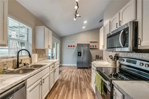 40140 Palm Street Lady Lake FL 32159