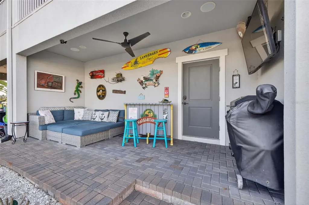 6080 Moorings Drive S St Petersburg FL 33712