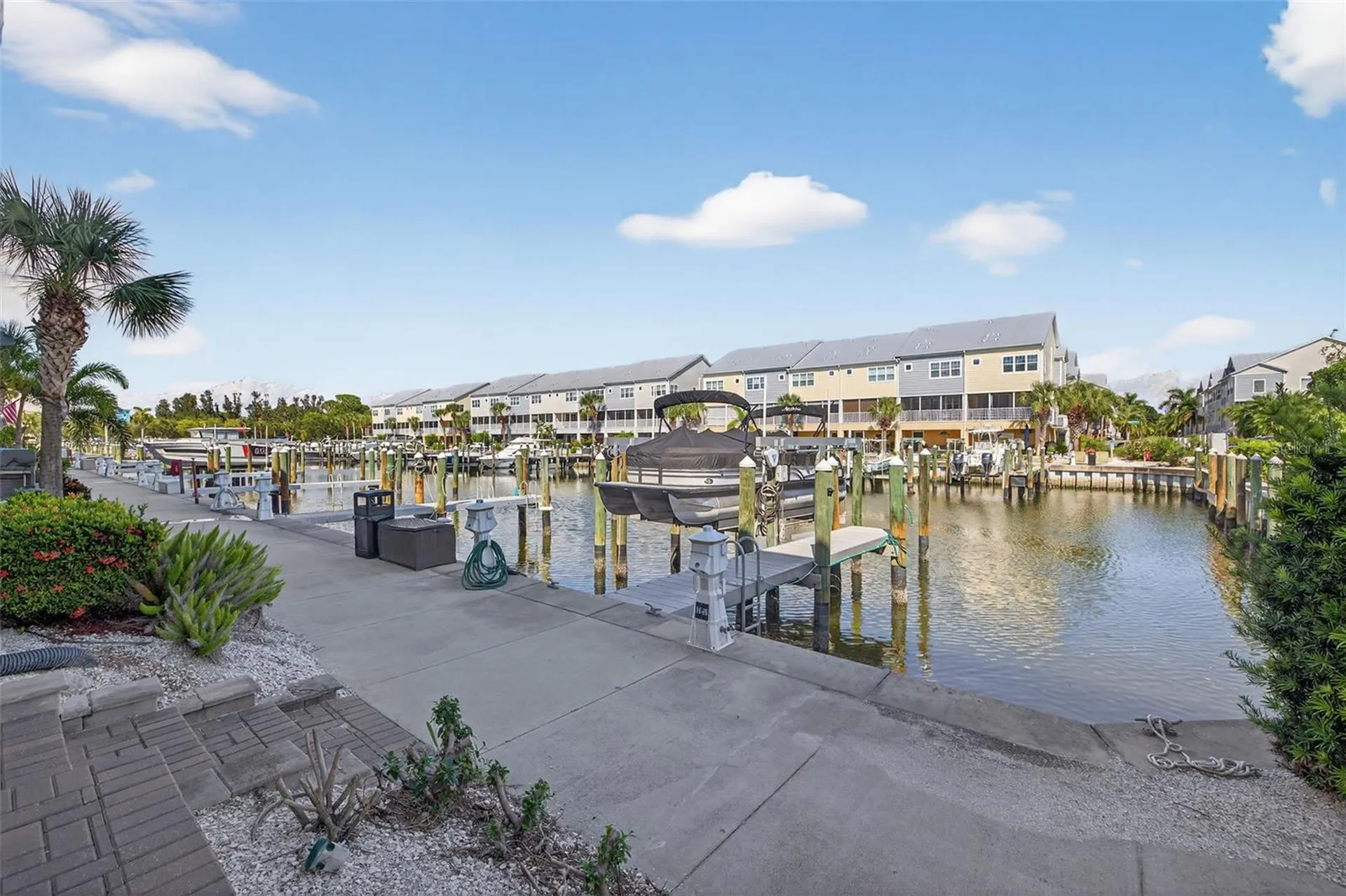 6080 Moorings Drive S St Petersburg FL 33712