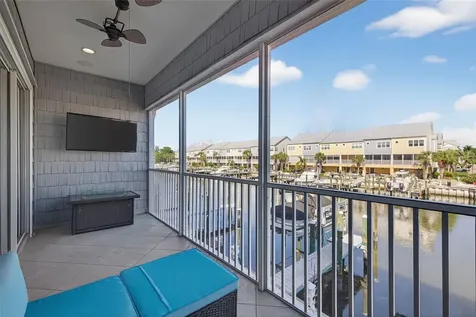 6080 Moorings Drive S St Petersburg FL 33712