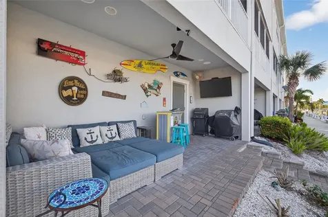 6080 Moorings Drive S St Petersburg FL 33712