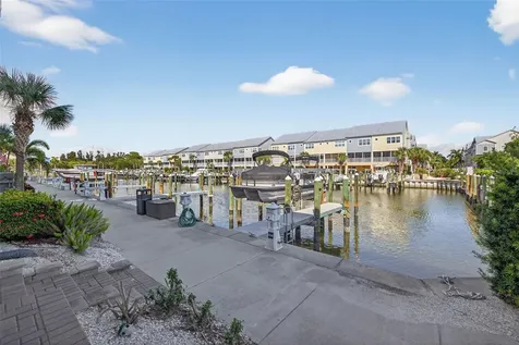 6080 Moorings Drive S St Petersburg FL 33712
