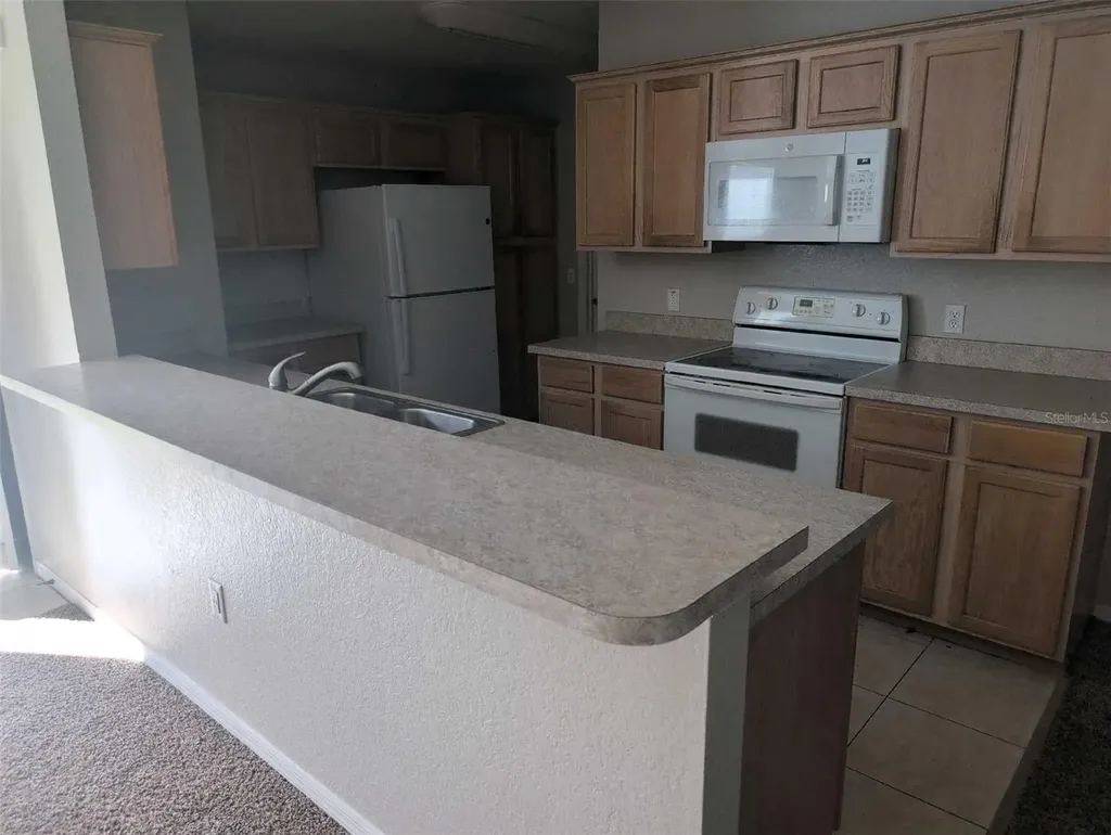 2145 Sandy Hook Lakeland FL 33813