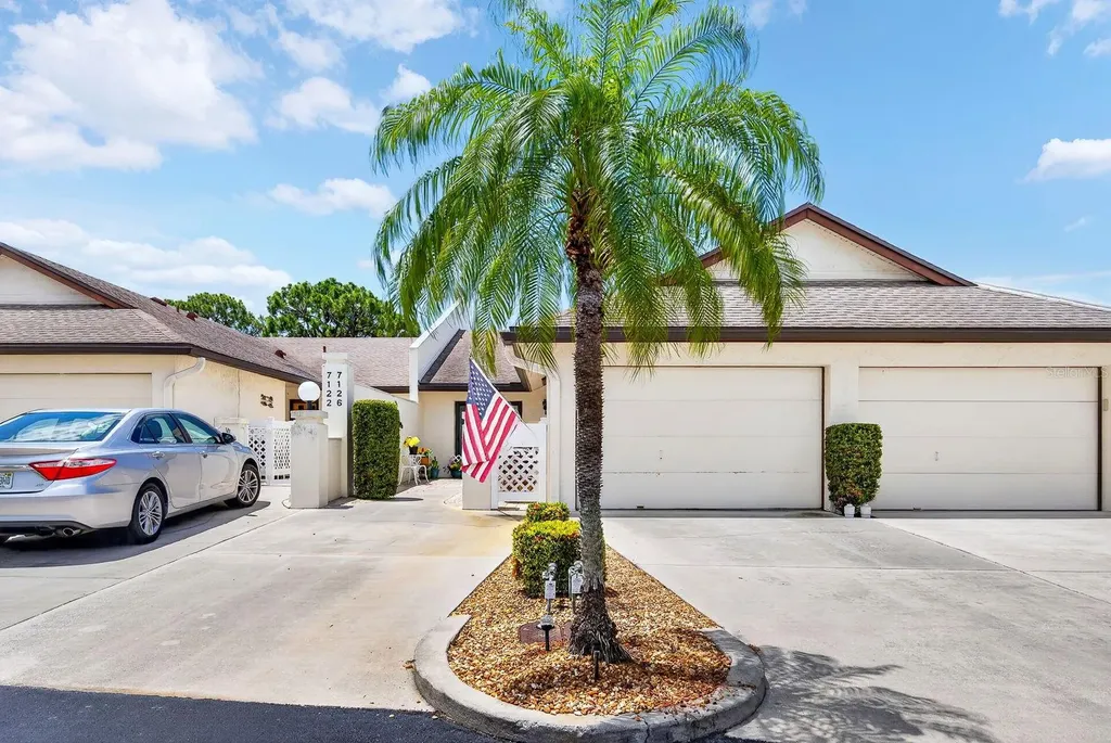 7126 28th Avenue Drive W Bradenton FL 34209