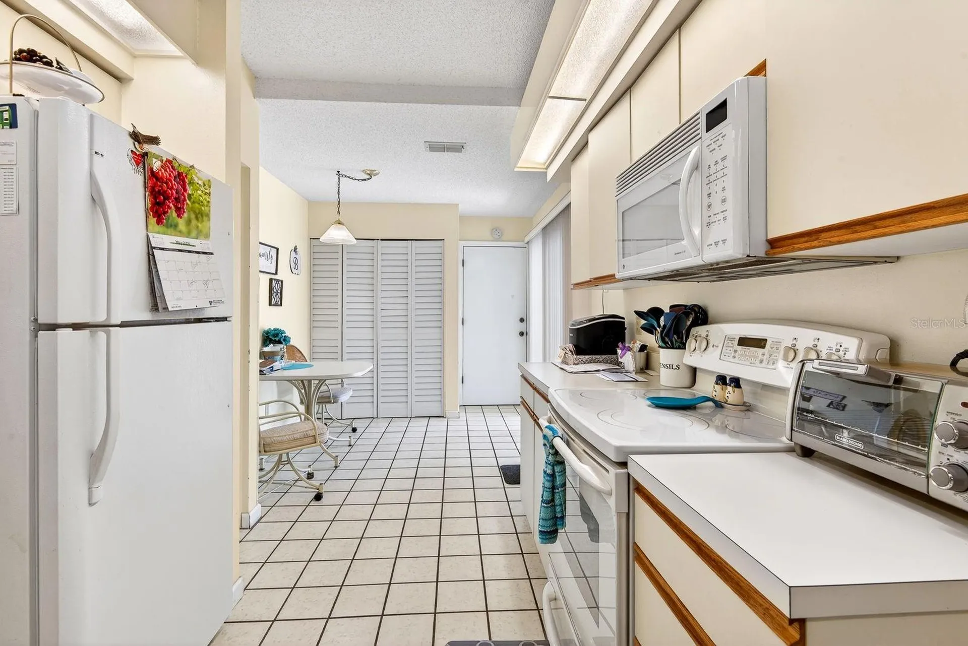7126 28th Avenue Drive W Bradenton FL 34209