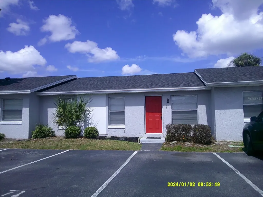 71 Lake Villa Way Kissimmee FL 34743