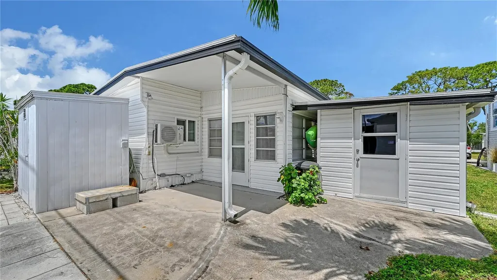 10315 Cortez Road W Bradenton FL 34210