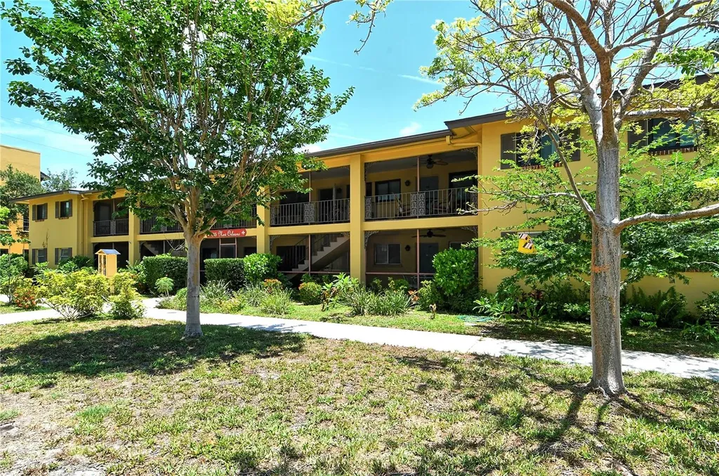 615 S Palm Avenue Sarasota FL 34236